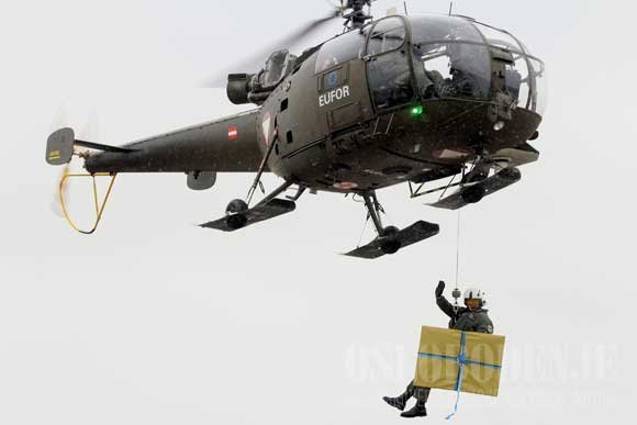 Helikopter u Dječije selo donio ček od 6.100 KM :)