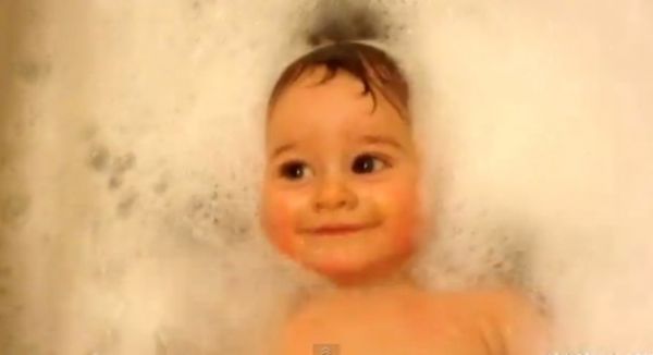 VIDEO: Otac snimao sina 365 dana, pa sve objavio u videu od 365 sekundi!