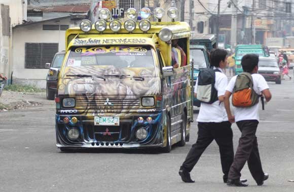 Cebu, jedan od najstarijih filipinskih gradova: ‘Sivi grad’ krase šarena vozila javnog prijevoza
