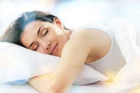 Poboljšajte spavanje prirodnim načinima i hranom