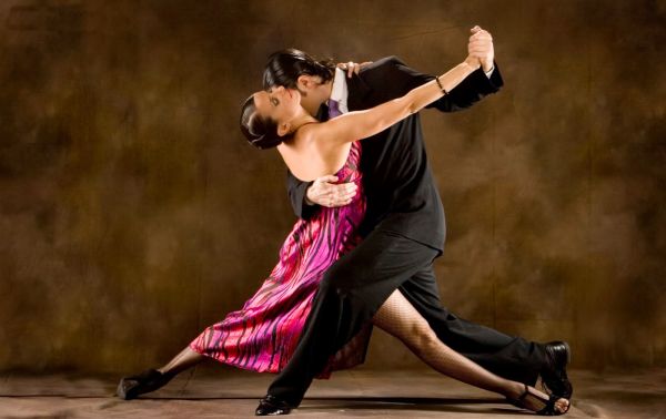 Povijest tango i salsa plesa